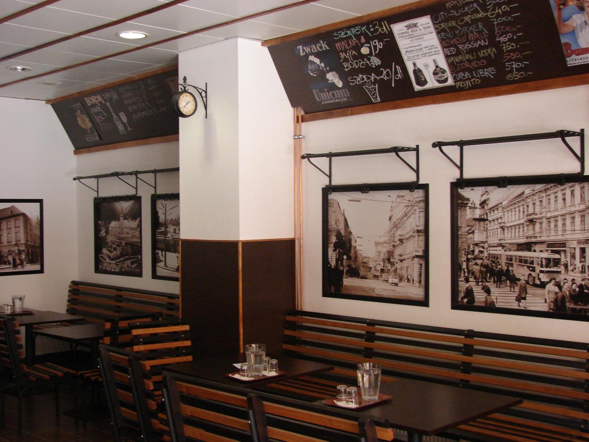 Bed and Breakfast Promenade Panzio Miskolc Esterno foto
