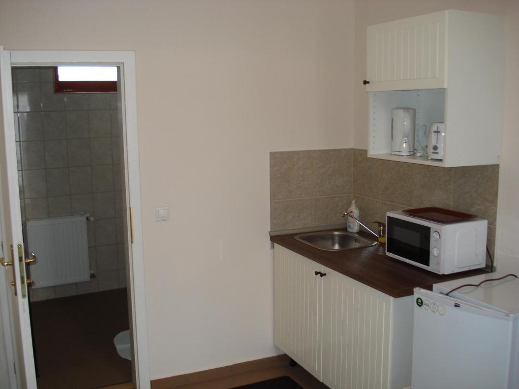 Bed and Breakfast Promenade Panzio Miskolc Camera foto